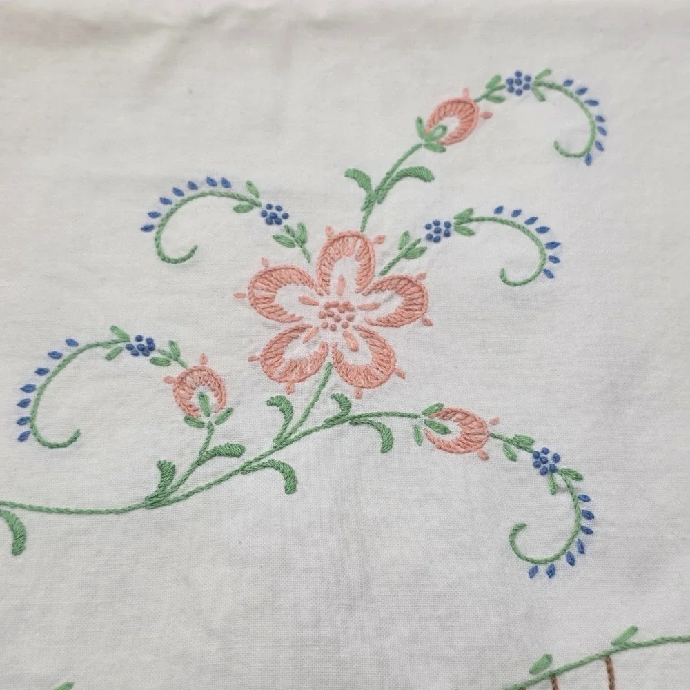 Vintage Embroidered Pillowcase Floral Cottagecore Lace Trim‎ Shabby Chic